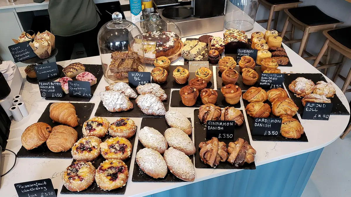 Lilys Bakery – bakery in Beechwood, Newport